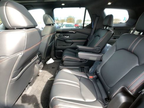 New 2025 Honda Pilot TrailSport image 23