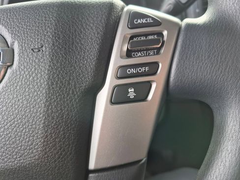 Used 2022 Nissan Titan SV w/ Accessory Utility Package image 19