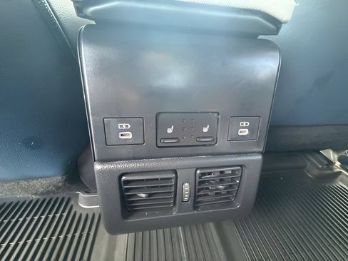 Used 2023 Subaru Solterra AWD image 9