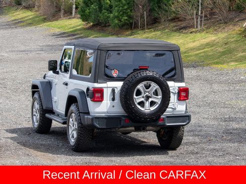 Used 2019 Jeep Wrangler Sport AWD/4WD image 6
