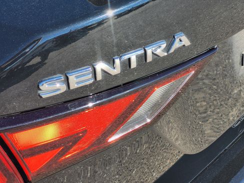 Certified 2024 Nissan Sentra S FWD image 11