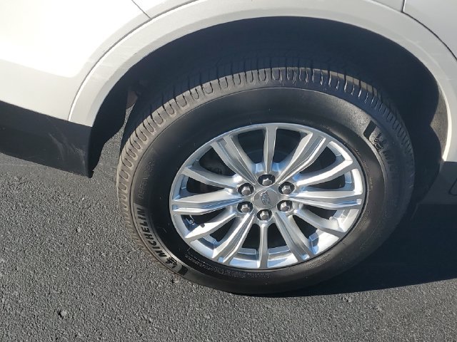 Used 2018 Cadillac XT5 FWD image 5