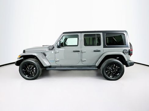 Used 2023 Jeep Wrangler Sahara w/ Cold Weather Group image 4