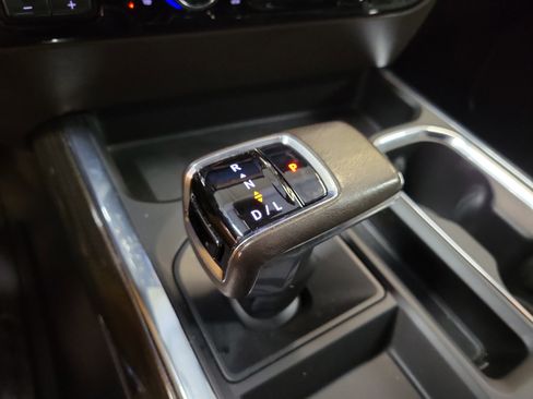 Used 2022 Chevrolet Silverado 1500 RST w/ Convenience Package II image 20