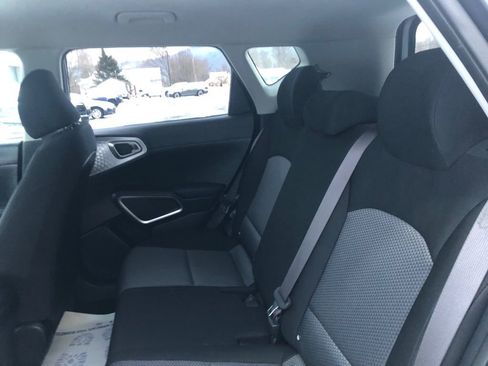 Used 2024 Kia Soul LX w/ Option Group 015 image 21