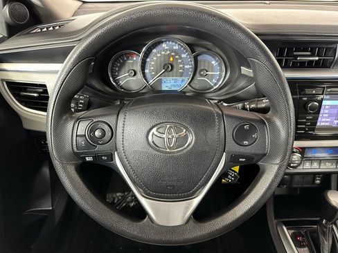 Used 2015 Toyota Corolla LE image 27
