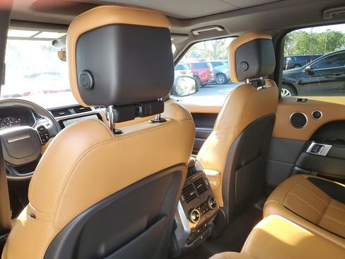 Used 2021 Land Rover Range Rover Sport HSE Dynamic image 15