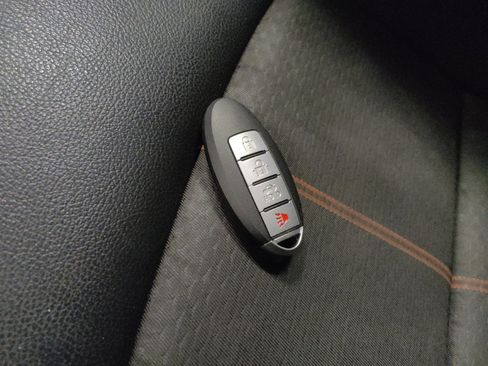 Used 2020 Nissan Altima 2.5 SR FWD image 32
