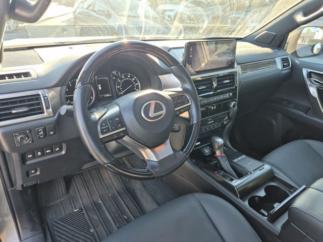 Used 2023 Lexus GX 460 Premium w/ Premium Package AWD/4WD image 9