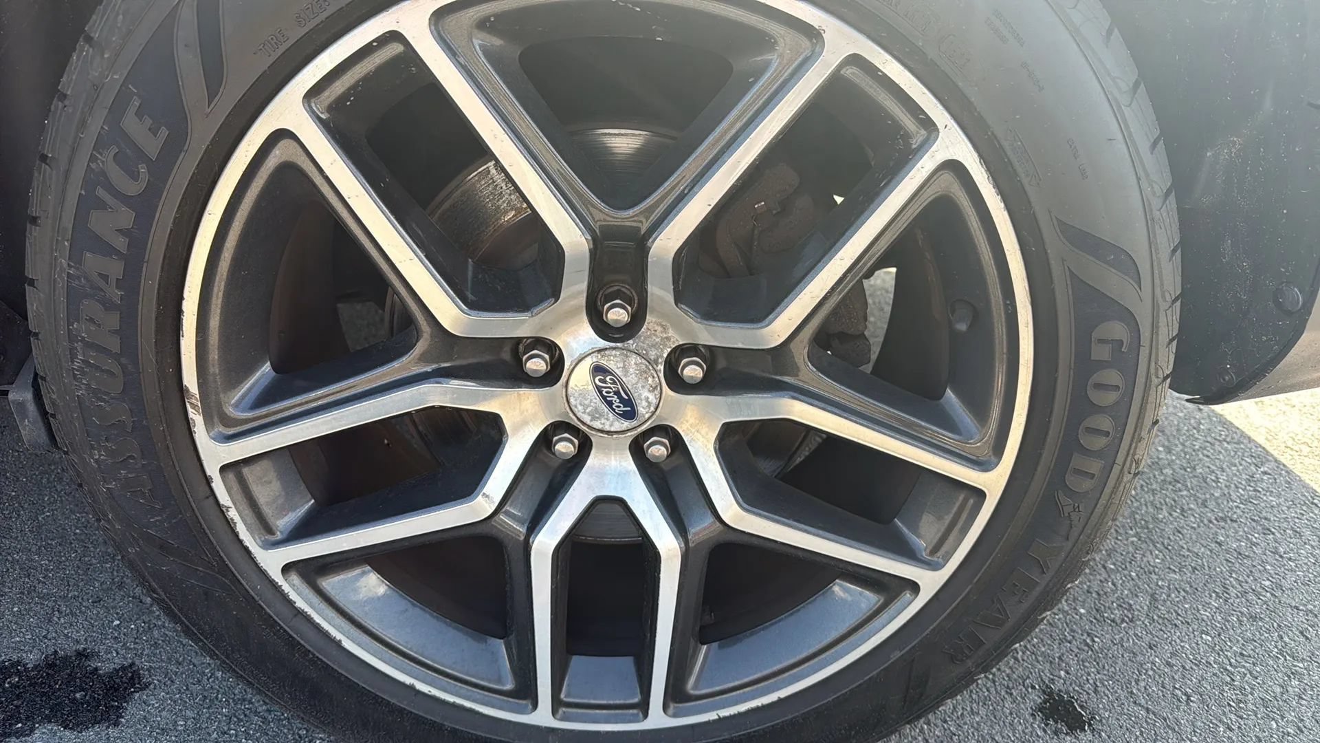 Used 2019 Ford Explorer Sport AWD/4WD image 13