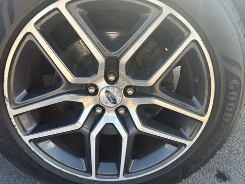 Used 2019 Ford Explorer Sport AWD/4WD image 13