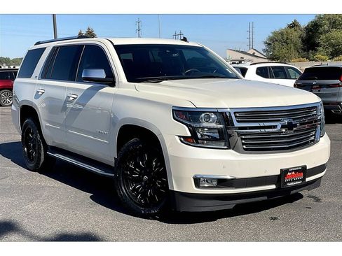 Used 2015 Chevrolet Tahoe LTZ image 2