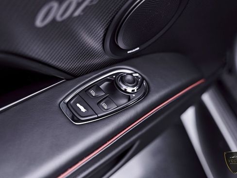 Used 2021 Aston Martin DBS Superleggera RWD image 49
