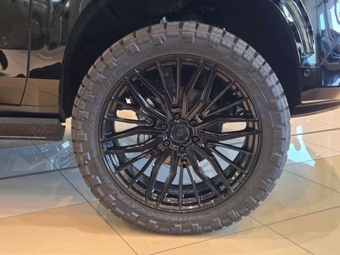 New 2026 GMC Yukon XL AT4 Ultimate w/ LPO, Floor Liner Package image 5