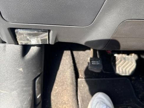 Certified 2025 Nissan Sentra SV w/ Trunk Package FWD image 15