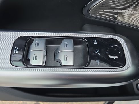 New 2026 Mercedes-Benz E 53 AMG e 4MATIC Sedan image 28