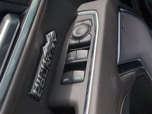 New 2026 Chevrolet Silverado 1500 High Country w/ LPO, Dark Essentials Package image 12
