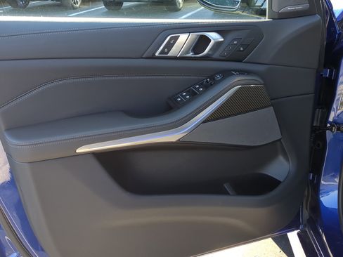 Used 2026 BMW X5 M60i image 18