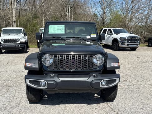 New 2026 Jeep Gladiator Sport image 2
