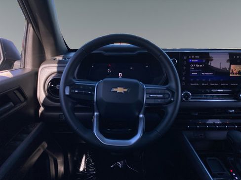 Used 2025 Chevrolet Colorado W/T w/ WT Custom Package image 12