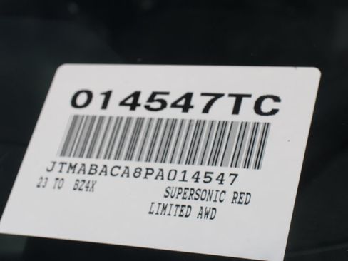 Certified 2023 Toyota bZ4X AWD image 31