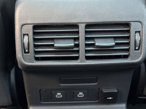 Certified 2025 Land Rover Range Rover Velar Dynamic SE image 13