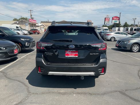 Used 2022 Subaru Outback Limited w/ Popular Package #2 AWD/4WD image 8