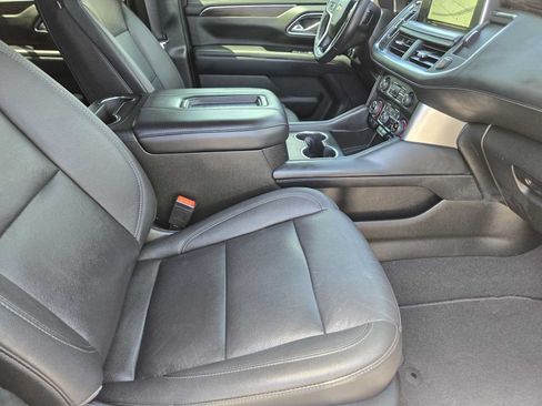 Certified 2022 Chevrolet Tahoe LT w/ Luxury Package AWD/4WD image 14