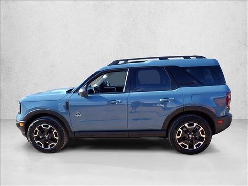 Used 2023 Ford Bronco Sport Outer Banks AWD/4WD image 2