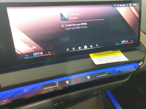 New 2025 BMW X3 xDrive30i w/ Premium Package image 17