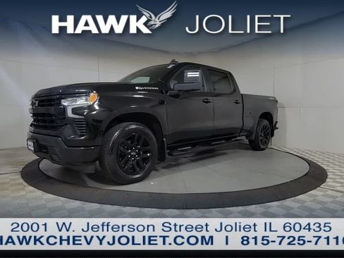 Used 2024 Chevrolet Silverado 1500 RST w/ Max Trailering Package AWD/4WD image 3