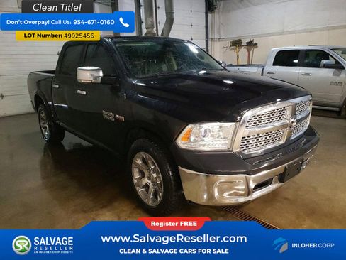 Used 2017 RAM 1500 Laramie w/ Convenience Group AWD/4WD image 5