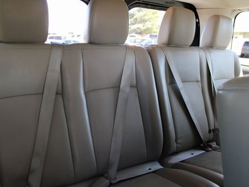 Used 2016 Nissan NV 3500 SL image 20