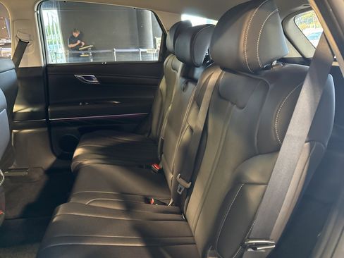 Used 2024 Genesis GV80 2.5T image 5