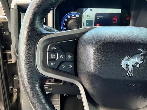 Used 2023 Ford Bronco Big Bend image 18