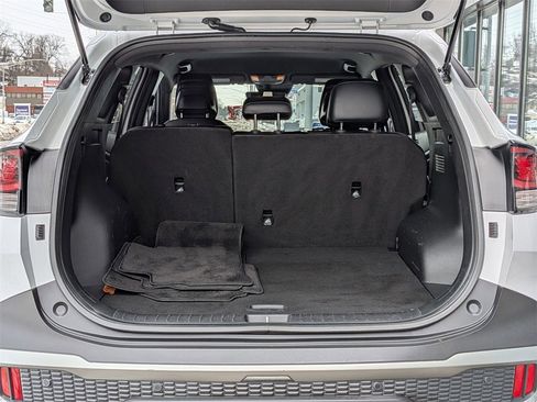 Certified 2023 Kia Sportage X-Line image 8