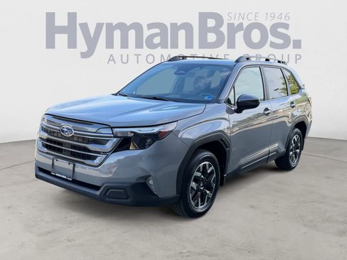 Used 2025 Subaru Forester Premium w/ Convenience Package #2 image 8