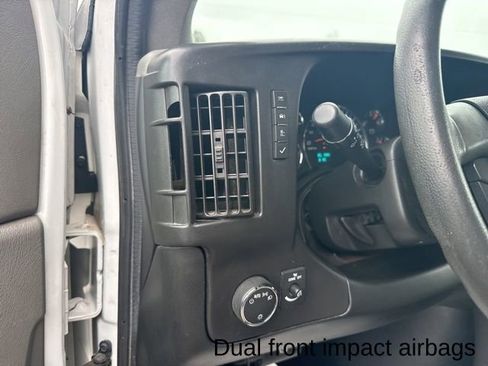 Used 2018 Chevrolet Express 3500 Work Van w/ Driver Convenience Package image 17