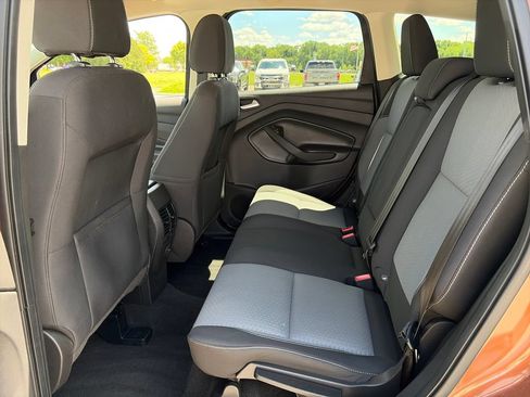Used 2017 Ford Escape SE FWD image 27