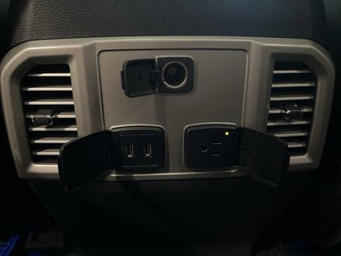 Used 2017 Ford F250 Lariat w/ Lariat Ultimate Package image 32