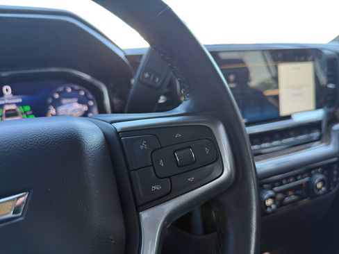 Used 2024 Chevrolet Silverado 1500 LT image 13