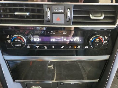 Used 2024 INFINITI QX80 Sensory w/ Cargo Package AWD/4WD image 23