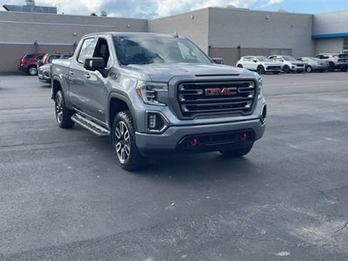 Certified 2020 GMC Sierra 1500 AT4 w/ AT4 Premium Package image 2