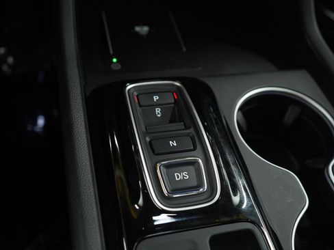 Used 2025 Honda Pilot Touring image 27