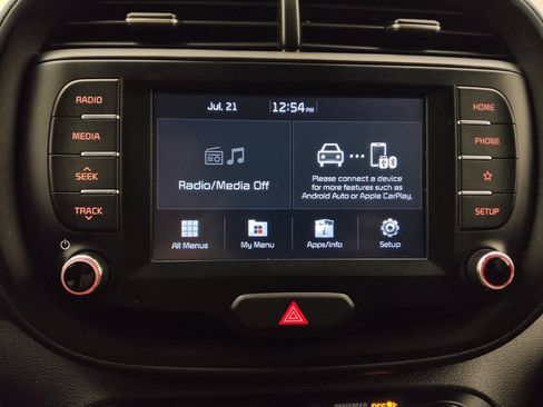 Used 2021 Kia Soul LX FWD image 25