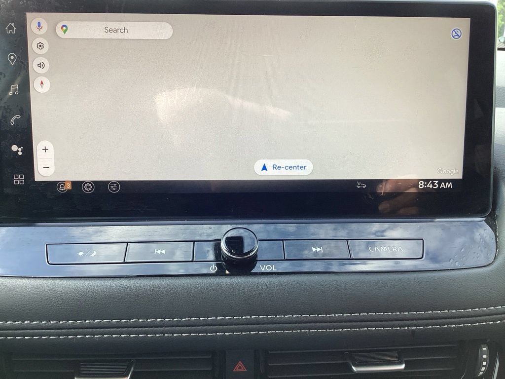 Used 2024 Nissan Rogue SL AWD/4WD image 19