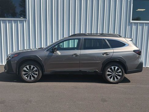 Used 2024 Subaru Outback Limited AWD/4WD image 4