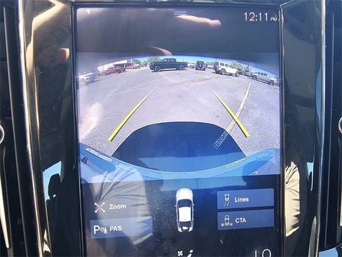 Used 2020 Volvo S60 T5 Momentum image 9