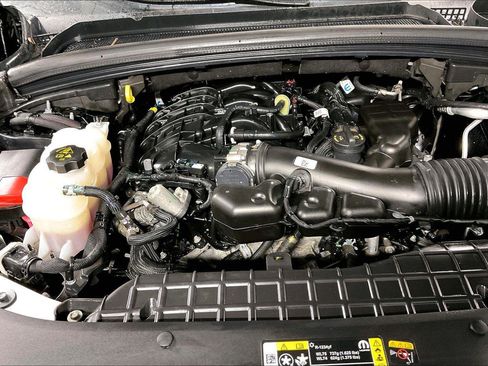 Used 2023 Jeep Grand Cherokee Limited w/ Trailer Tow Prep Group (B) image 11