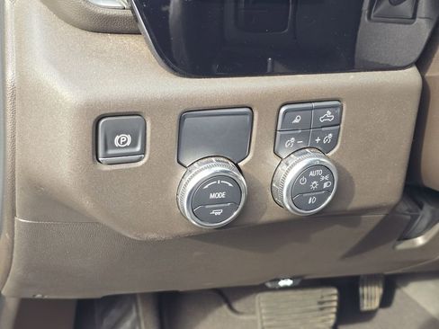 Certified 2024 GMC Sierra 1500 SLT image 14